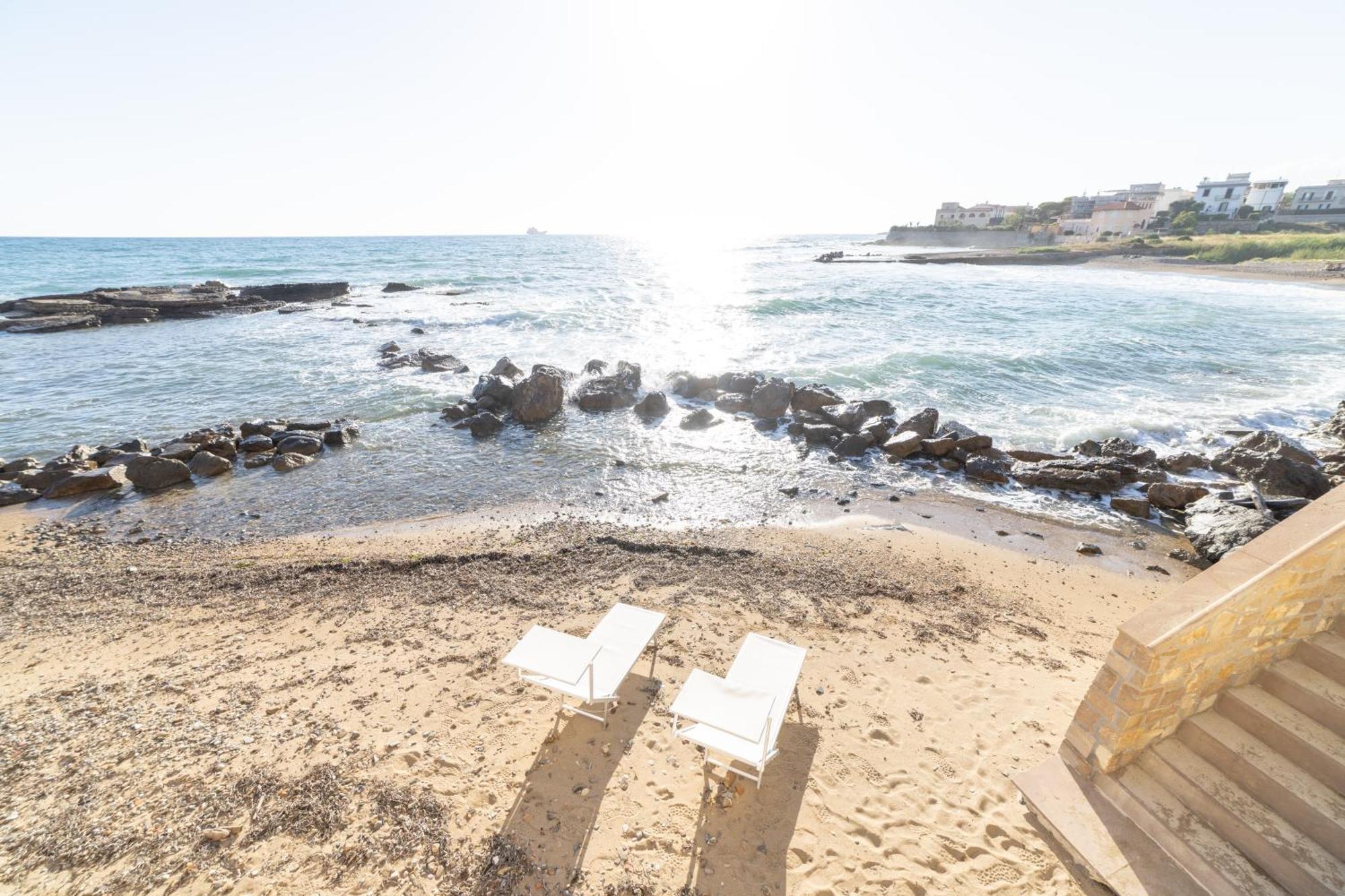 Le Suites Sul Mare Di Esterina Civitavecchia Exteriér fotografie